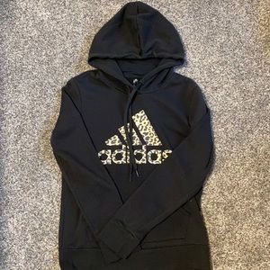 NEW NEVER WORN ADIDAS HOODIE!